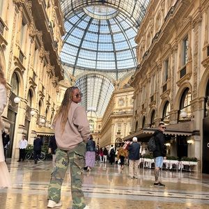 Meet your Posher, Christine